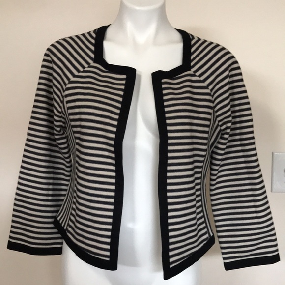 🐬 Banana Republic Striped Knit Blazer - Picture 13 of 13